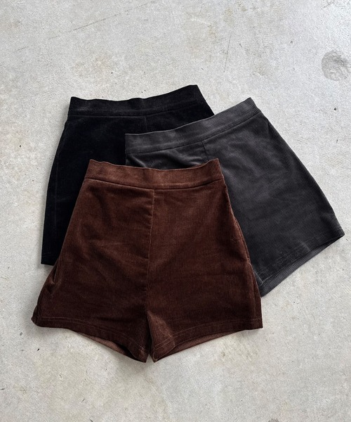 callautia(カラウティア)の「コーデュロイハイウエストショートパンツ(その他パンツ・レディース・ブラック/ブラウン/グレー・MEDIUM/SMALL/LARGE)」の13枚目の写真