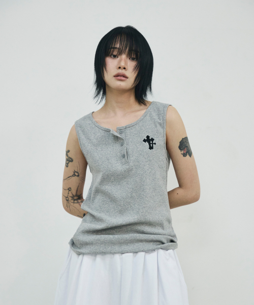 SCALLYWAG（スカリーワグ）の「ダブルクロスヘンリーネックスリーブレス[グレー]（Tシャツ/カットソー・レディース・その他・MEDIUM/LARGE）」の5枚目の写真