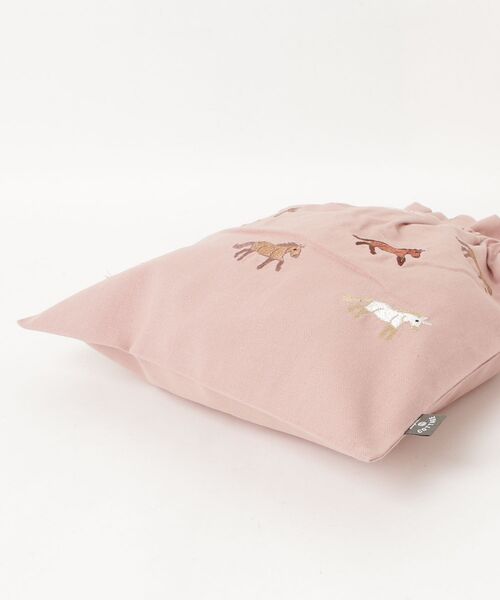 artipur COTTAGE(アルティプールコテージ)の「TKK : ウマ刺繍巾着バッグ(トートバッグ・レディース・ナチュラル/ピンク/ブラック・FREE)」の11枚目の写真