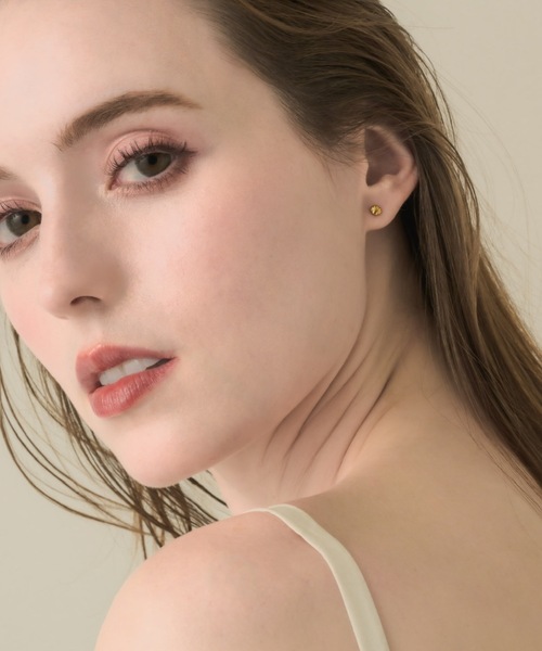 muku(ムク)の「PIERCE/MNI SHELL(ピアス(両耳用)・レディース・シルバー/ゴールド・FREE)」の11枚目の写真