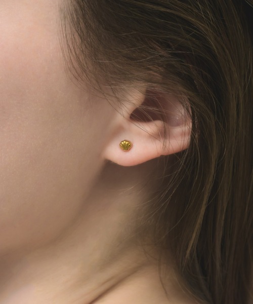 muku(ムク)の「PIERCE/MNI SHELL(ピアス(両耳用)・レディース・シルバー/ゴールド・FREE)」の20枚目の写真