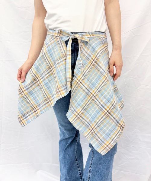 Alite cloth(アリーテクロス)の「チェック柄 ラップ巻レイヤードスカート(スカート・レディース・ブルー/イエロー/ブラック/ライトブルー/ブラウン・FREE)」の4枚目の写真