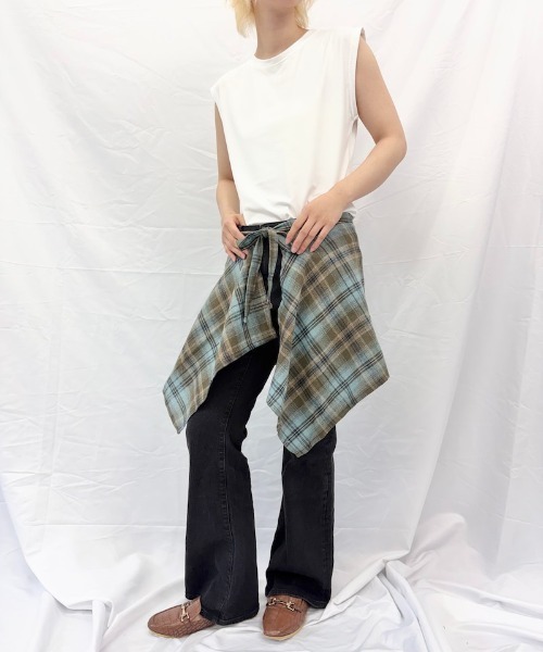 Alite cloth(アリーテクロス)の「チェック柄 ラップ巻レイヤードスカート(スカート・レディース・ブルー/イエロー/ブラック/ライトブルー/ブラウン・FREE)」の7枚目の写真
