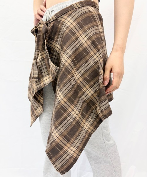 Alite cloth(アリーテクロス)の「チェック柄 ラップ巻レイヤードスカート(スカート・レディース・ブルー/イエロー/ブラック/ライトブルー/ブラウン・FREE)」の14枚目の写真