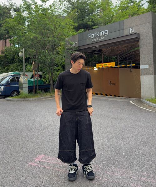 TOFFEE（トフィー）の「[S-XXL] スリムクロップボタンハーフTシャツ (ブラック)（Tシャツ/カットソー・メンズ・その他・SMALL/MEDIUM/LARGE/X-LARGE/XX-LARGE）」の7枚目の写真