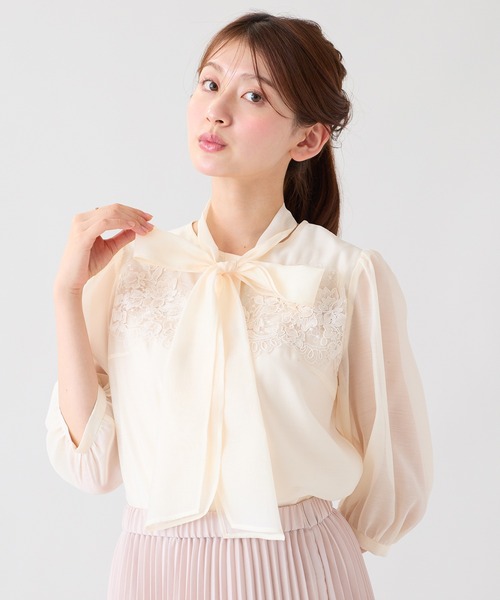 Rose Tiara（ローズティアラ）の「3Dレースリボンブラウス（シャツ/ブラウス・レディース・ピンク/オフホワイト/ブラック・38/46/42）」の14枚目の写真