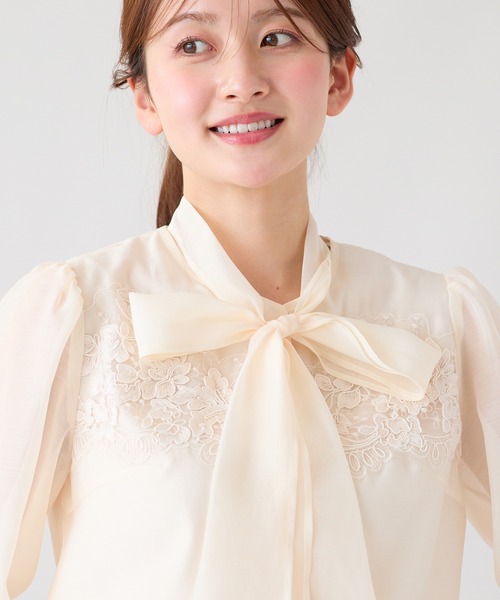 Rose Tiara（ローズティアラ）の「3Dレースリボンブラウス（シャツ/ブラウス・レディース・ピンク/オフホワイト/ブラック・38/46/42）」の17枚目の写真