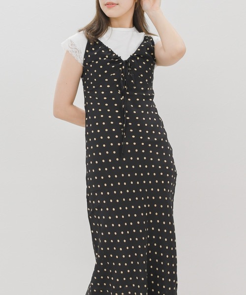 MISCH MASCH(ミッシュマッシュ)の「2026春夏新作 ドット柄リボンキャミワンピース(ワンピース・レディース・ブラウン/ブラック・フリ-)」の15枚目の写真
