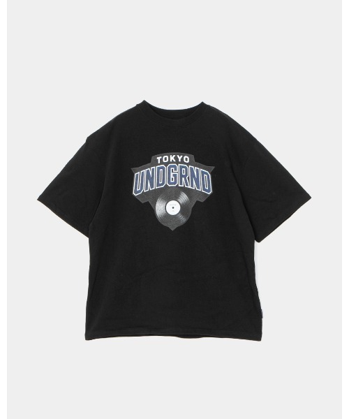 APPLEBUM(アップルバム)の「TOKYO UNDGRND T-shirt(Tシャツ/カットソー・メンズ・ホワイト/ブラック・MEDIUM/LARGE/X-LARGE/XX-LARGE)」の2枚目の写真