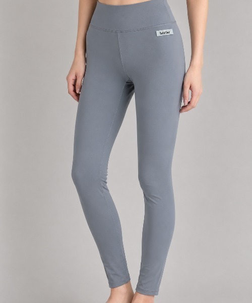 BROKEN BASE(ブロークンベース)の「BrokenBase running core / High-Waist Leggings(その他パンツ・レディース・ラベンダー/ブラウン/グレー/カーキ/ブラック/ホワイト・MEDIUM/SMALL)」の3枚目の写真