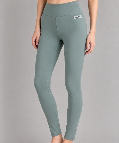 BROKEN BASE(ブロークンベース)の「BrokenBase running core / High-Waist Leggings(その他パンツ・レディース・ラベンダー/ブラウン/グレー/カーキ/ブラック/ホワイト・MEDIUM/SMALL)」の5枚目の写真