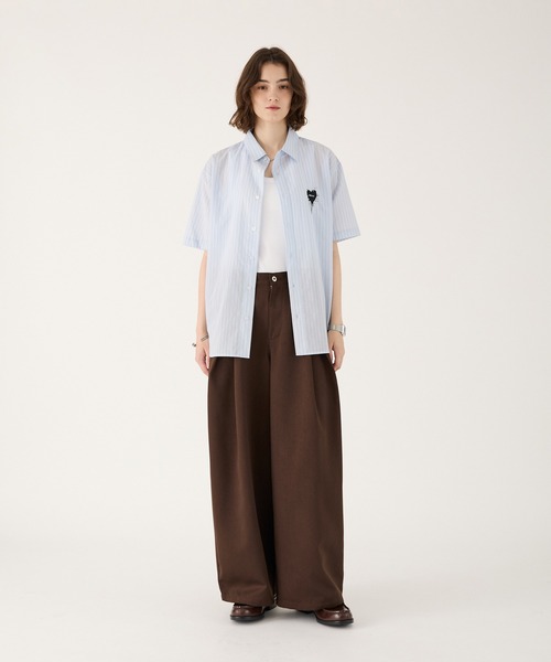 ONCILY(オンシェリー)の「MELTING HEART STRIPE SHIRT / メルティングハートストライプシャツ(シャツ/ブラウス・メンズ・ブラック/ホワイト/ブルー・LARGE/SMALL/MEDIUM)」の15枚目の写真