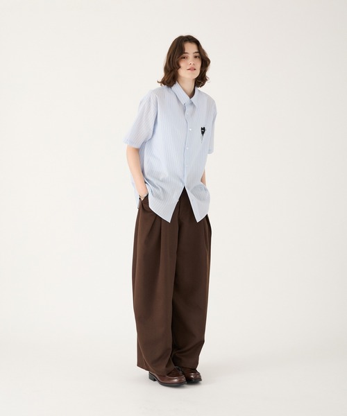 ONCILY(オンシェリー)の「MELTING HEART STRIPE SHIRT / メルティングハートストライプシャツ(シャツ/ブラウス・メンズ・ブラック/ホワイト/ブルー・LARGE/SMALL/MEDIUM)」の17枚目の写真