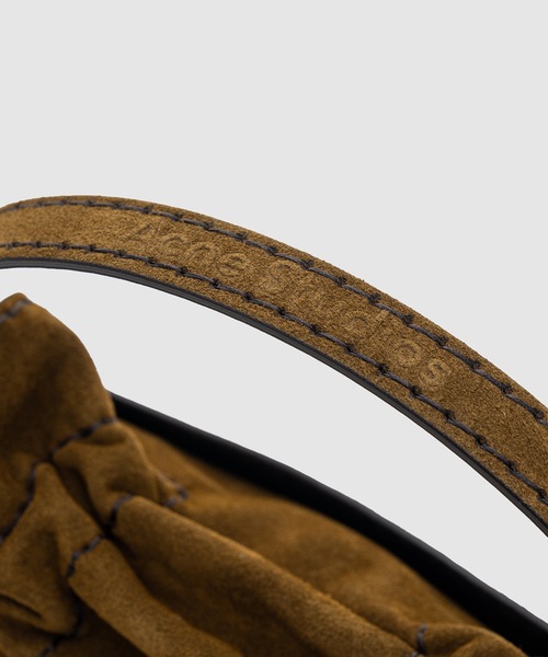 Acne Studios(アクネストゥディオズ)の「Multipocket Micro Crossbody Suede(ショルダーバッグ・レディース・その他・ONE SIZE)」の6枚目の写真