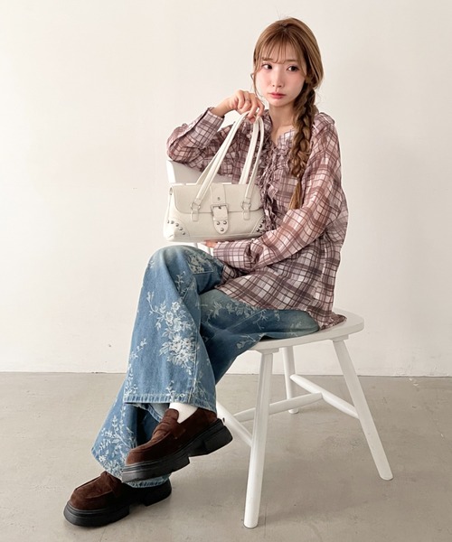 Loueme(ルエム)の「フラワージャガードデニムパンツ(デニムパンツ・レディース・ブルー・S/M)」の5枚目の写真