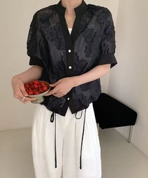 儚げな透け感 フラワージャガードブラウス シアーブラウス 半袖 花柄 ブラウス バルーンブラウス シャツ トップス スキッパー vネック 夏服