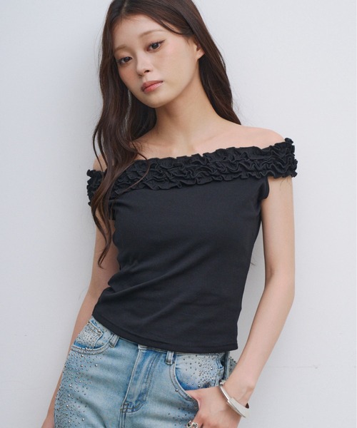 HEIREN(ヘイレーン)の「フリルオフショルトップス(Tシャツ/カットソー・レディース・ホワイト/ブラック・FREE)」の1枚目の写真