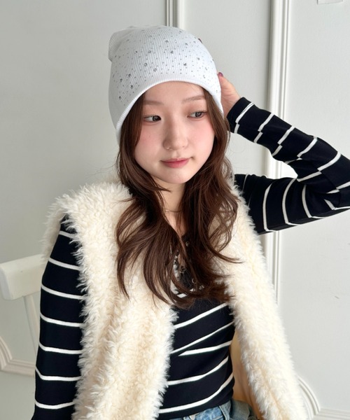 CLEA(クレア)の「ラインストーンビジュー付きニット帽(ニットキャップ/ビーニー・レディース・ブラック/ベージュ/ホワイト/グレー・FREE)」の8枚目の写真