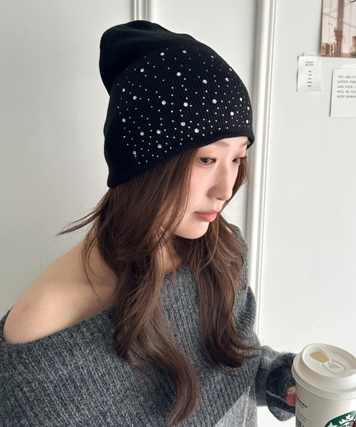 CLEA(クレア)の「ラインストーンビジュー付きニット帽(ニットキャップ/ビーニー・レディース・ブラック/ベージュ/ホワイト/グレー・FREE)」の12枚目の写真