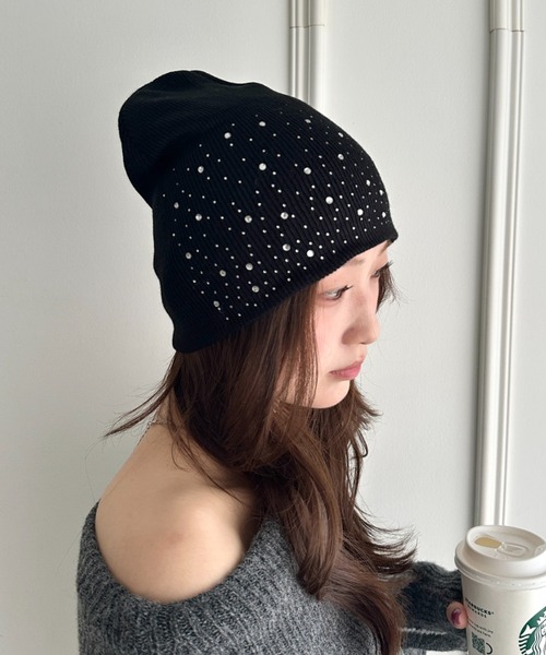 CLEA(クレア)の「ラインストーンビジュー付きニット帽(ニットキャップ/ビーニー・レディース・ブラック/ベージュ/ホワイト/グレー・FREE)」の13枚目の写真