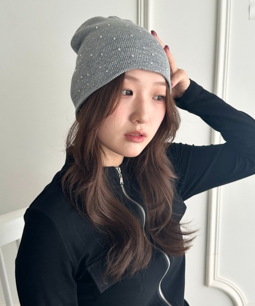 CLEA(クレア)の「ラインストーンビジュー付きニット帽(ニットキャップ/ビーニー・レディース・ブラック/ベージュ/ホワイト/グレー・FREE)」の15枚目の写真