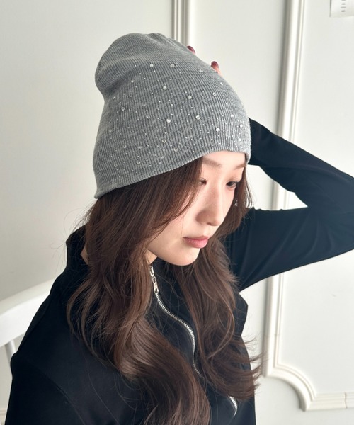 CLEA(クレア)の「ラインストーンビジュー付きニット帽(ニットキャップ/ビーニー・レディース・ブラック/ベージュ/ホワイト/グレー・FREE)」の16枚目の写真