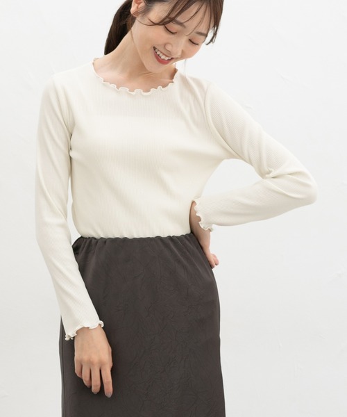 Honeys(ハニーズ)の「メロー使いトップス(Tシャツ/カットソー・レディース・ブラウン系その他2/アイボリー/ボルドー/ベージュ系その他2/ブラック・M/LL/L/S)」の8枚目の写真