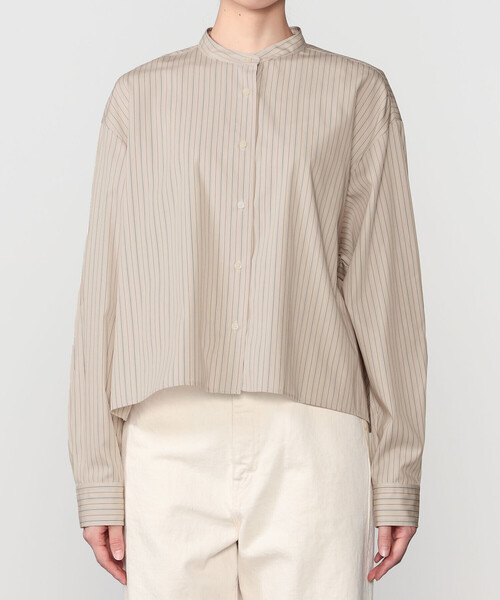nicholson&nicholson(ニコルソンアンドニコルソン)の「nicholson & nicholson | 〈別注〉 コットン バックギャザーブラウス WOMEN(シャツ/ブラウス・レディース・ブラウン系その他/ブラック/ベージュ系その他/ブルー系その他5・38)」の11枚目の写真