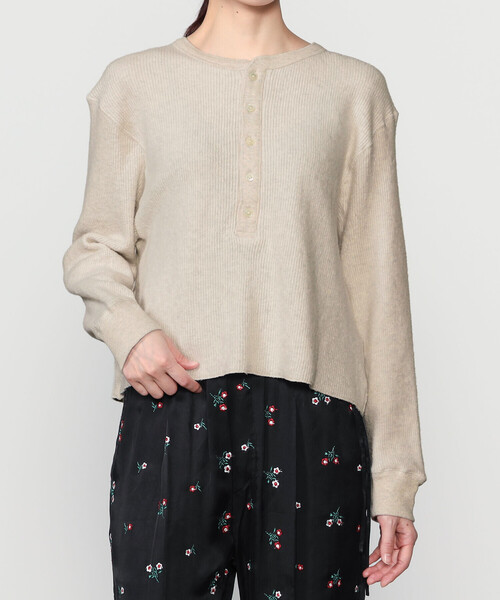 TICCA(ティッカ)の「TICCA | ビーチワッフル ショート2WAYプルオーバー WOMEN(Tシャツ/カットソー・レディース・ベージュ/ホワイト・F)」の1枚目の写真