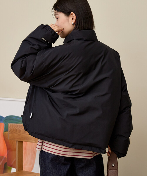 FREAK'S STORE（フリークスストア）の「＋Phenix × FREAK'S STORE/プラスフェニックス 別注 GORE-TEX WINDSTOPPER SNAP DOWN/ゴアテックス ウィンドストッパー スナップダウン（ダウンジャケット/コート・レディース・ベージュ/ブラック/オフホワイト・LARGE/MEDIUM/SMALL）」の21枚目の写真