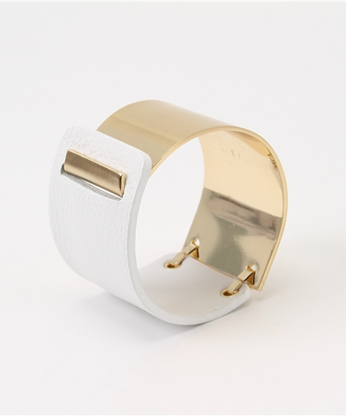 Rouge vif（ルージュヴィフ）の「ﾚｻﾞｰｺﾝﾋﾞ太ﾊﾞﾝｸﾞﾙ（バングル/リストバンド・レディース・ブラック/ホワイト・FREE）」の4枚目の写真