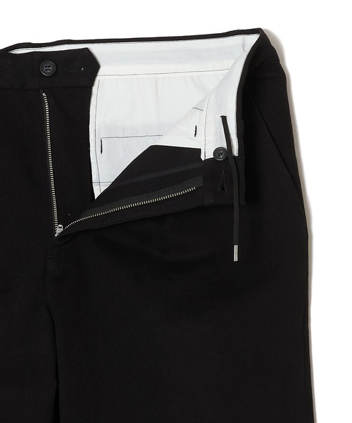 CRIMIE(クライミー)の「STRETCH TWILL TAPERED AUTHENTIC TROUSERS(チノパンツ・メンズ・ブラック/ホワイト・XXL/XL/L/M/S)」の6枚目の写真