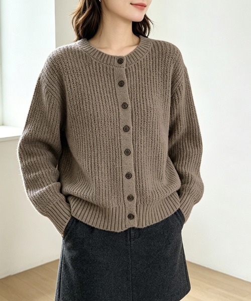 LEMOA(レモア)の「畦編みローゲージ長袖ニットカーディガン(カーディガン/ボレロ・レディース・ブラウン・FREE)」の6枚目の写真