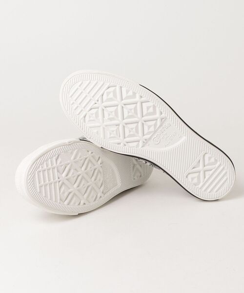 CONVERSE(コンバース)の「CONVERSE コンバース ALL STAR OX / HELLO KITTY オールスター OX ハローキティ 31318860(スニーカー・レディース・ホワイト系その他・23.0cm/23.5cm/24.0cm/24.5cm)」の3枚目の写真