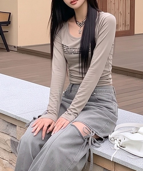 BLoomMe（ブルームミー）の「大胆な肌見せで差がつく、リボンカットアウトワイドデニム（デニムパンツ・レディース・ダークグレー/ネイビー・M）」の9枚目の写真