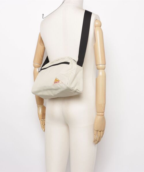 KELTY（ケルティ）の「ケルティ KELTY ES ROUND TOP BAG M（ショルダーバッグ・メンズ・その他・ONE SIZE）」の5枚目の写真
