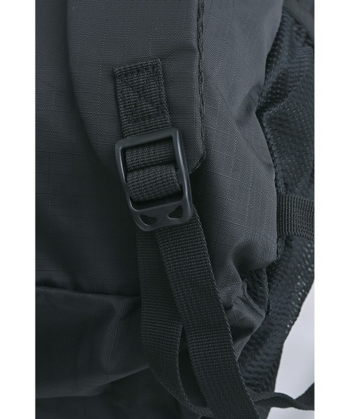 marjour(マージュール)の「PACKABLE LIGHT BACKPACK(バックパック/リュック・レディース・ブラック・FREE)」の15枚目の写真
