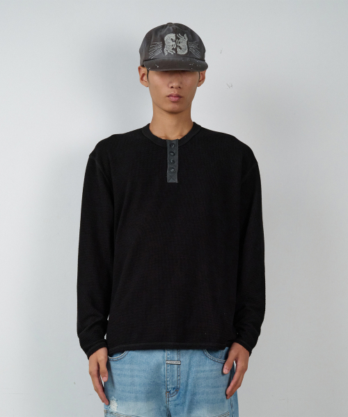 THEVINYLHOUSE(ザバイニルハウス)の「WAFFLE DETAIL LS TEE BLACK(Tシャツ/カットソー・レディース・その他・SMALL/MEDIUM/LARGE)」の5枚目の写真