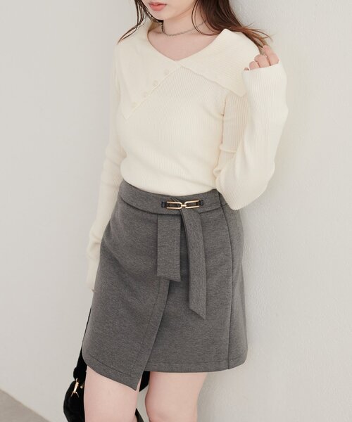 natural couture（ナチュラルクチュール）の「アシメカラーオフショルニット（ニット/セーター・レディース・ネイビー/ボルドー/チャコールグレー/ブルー/グレイッシュベージュ/アイボリー・FREE）」の7枚目の写真