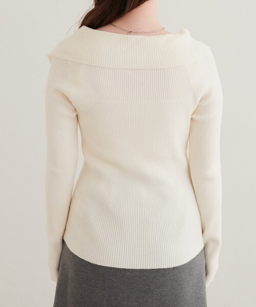 natural couture（ナチュラルクチュール）の「アシメカラーオフショルニット（ニット/セーター・レディース・ネイビー/ボルドー/チャコールグレー/ブルー/グレイッシュベージュ/アイボリー・FREE）」の13枚目の写真
