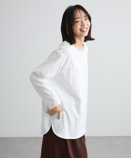 Green Parks(グリーンパークス)の「【WEB限定】裾ラウンドホワイトインナー(Tシャツ/カットソー・レディース・オフホワイト・MEDIUM/LARGE)」の6枚目の写真