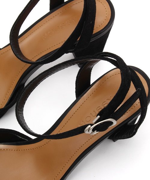 MOUSSY（マウジー）の「STRAP PUMPS（パンプス・レディース・オレンジ/カーキ/ブラック・LARGE/MEDIUM/SMALL）」の8枚目の写真