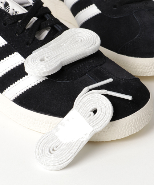 adidas（アディダス）の「オリジナルス ガゼル [GAZELLE]（スニーカー・メンズ・グリーン/ライトグレー/ネイビー/ブラック×ホワイト/レッド・26.0cm/27.0cm/24.0cm/22.0cm/26.5cm/27.5cm/22.5cm/25.5cm/24.5cm/23.5cm/23.0cm/28.0cm/28.5cm/25.0cm/30.0cm/29.0cm/29.5cm）」の15枚目の写真