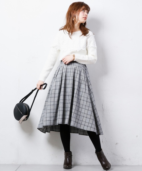 natural couture（ナチュラルクチュール）の「レースフェザーリブニット（ニット/セーター・レディース・オフホワイト/ブラック/グレー/パープル系その他・FREE）」の5枚目の写真