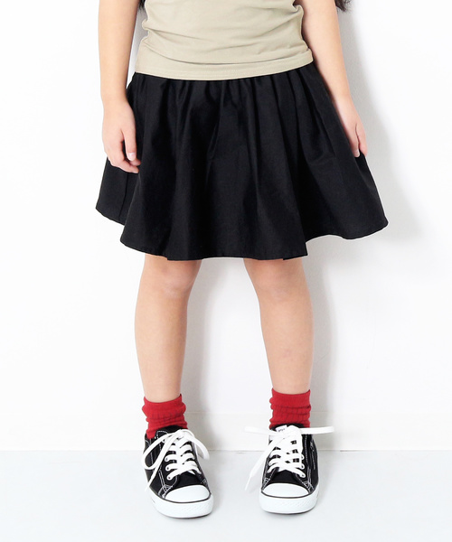 devirock（デビロック）の「インナーパンツ付きミニ丈ボリュームギャザースカート（スカート・キッズ・カーキ/ブラック/ピンク系その他/オレンジ系その他/ベージュ/イエロー系その他/パープル系その他・100cm/130cm/110cm/140cm/150cm/160cm/120cm）」の3枚目の写真