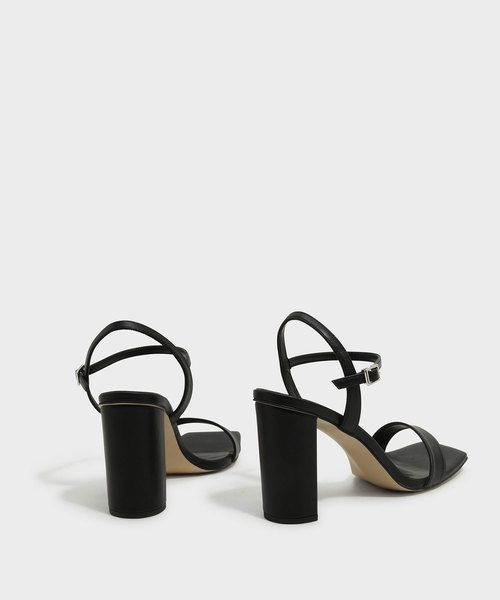 CHARLES & KEITH（チャールズ & キース）の「スクエアトゥ サンダル / SQUARE TOE SANDALS（サンダル・レディース・ブラック/シルバー・25cm/23cm/22.5cm/24.5cm/23.5cm）」の14枚目の写真