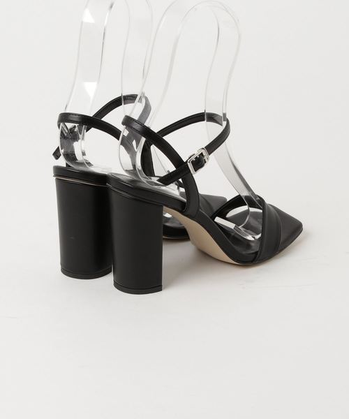 CHARLES & KEITH（チャールズ & キース）の「スクエアトゥ サンダル / SQUARE TOE SANDALS（サンダル・レディース・ブラック/シルバー・25cm/23cm/22.5cm/24.5cm/23.5cm）」の3枚目の写真