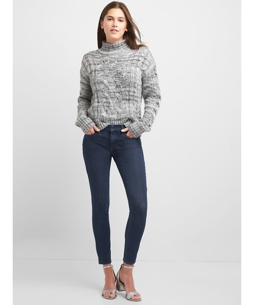 GAP(ギャップ)の「Gap ミッドライズ スーパースリミング トゥルースキニージーンズ(デニムパンツ・レディース・ダークインディゴブルー・23/24/25/26/27/28/29)」の3枚目の写真