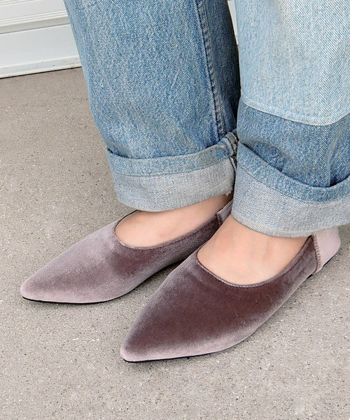 minia（ミニア）の「ポインテッドバブーシュ  [ minia ]（パンプス・レディース・ブラック/ブラウン/パイソン/グレー/シルバー/ホワイト・S/M/L/LL）」の4枚目の写真