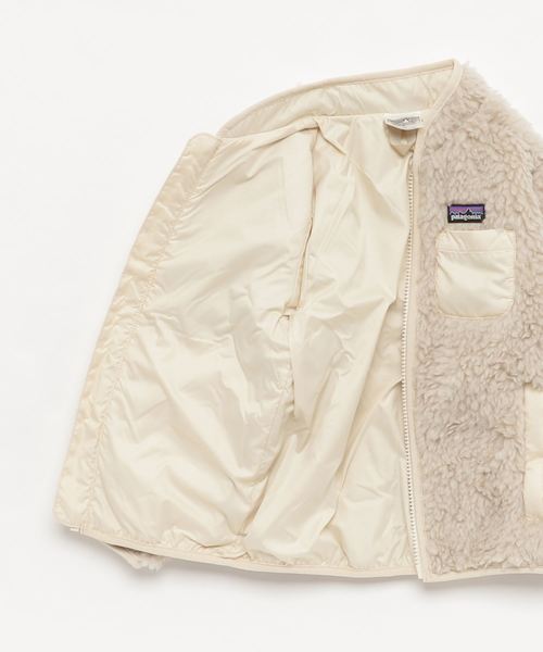 patagonia(パタゴニア)の「patagonia/パタゴニアBaby Retro-X Jacket(ブルゾン・キッズ・ベージュ/ネイビー/ピンク・4/5)」の5枚目の写真